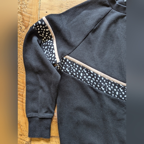 Sarah's Day x White Fox, small, women's, crew neck - Picture 3 of 5